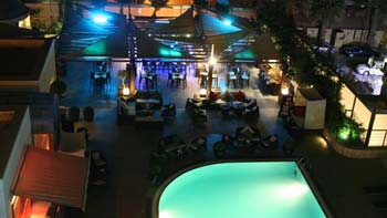 H2O Pool Lounge & Bar 